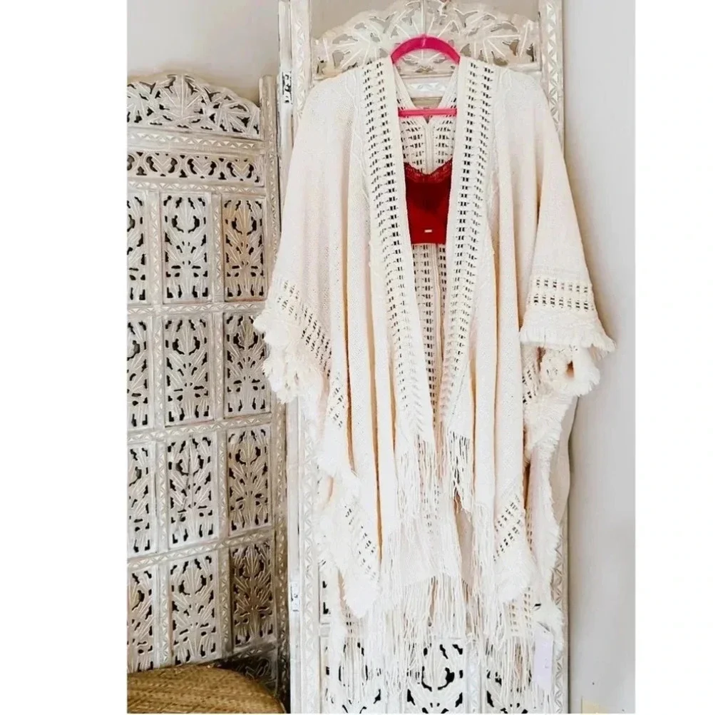 New Boho Fringe Knit Ruana Wrap Kimono Cream